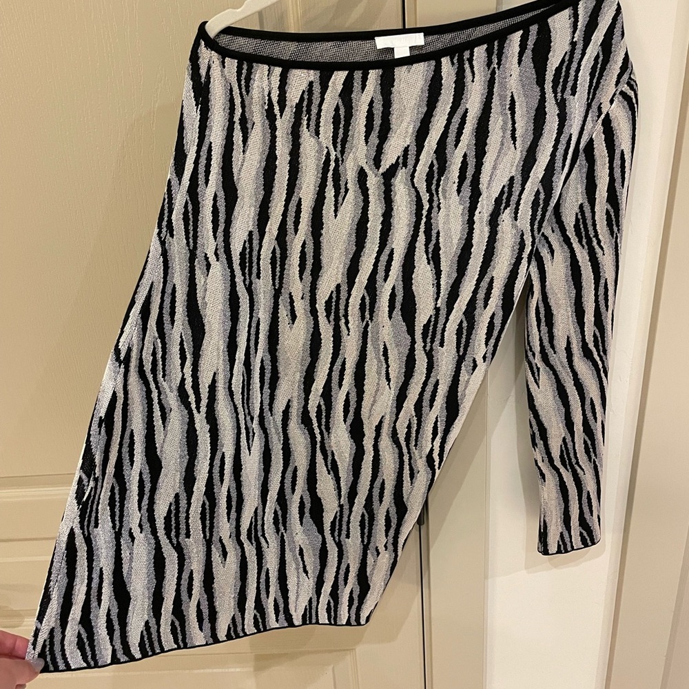 H&M Black and White and Silver Patterned Women's One Sleeve Mini Dress